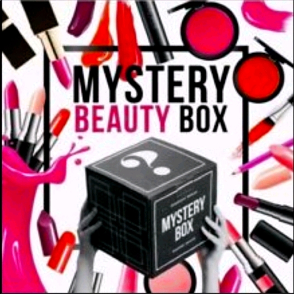 10 Piece Mystery Beauty Bundle